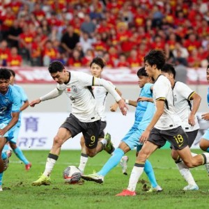 U22国足为何半场狂轰9球？王钰栋单点爆破，对手血槽已空